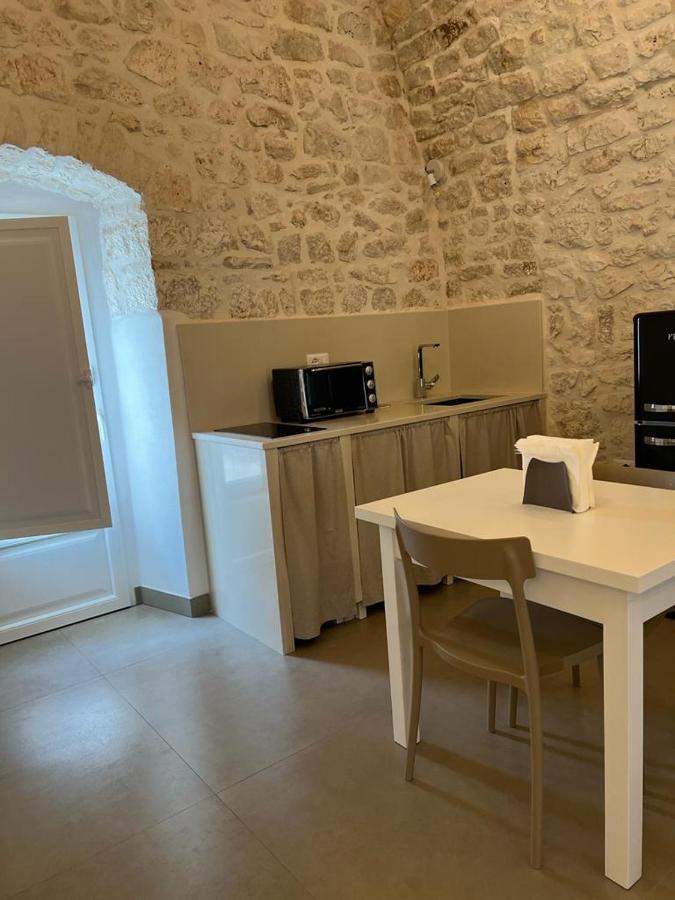 Luxury Room Cassese Ceglie Messapica Exterior photo